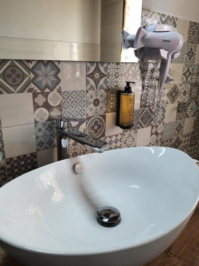 Al Pez Exclusive Rooms Olbia Esterno foto